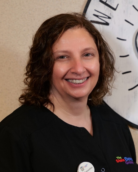 Dr. Alejandra Costantino​